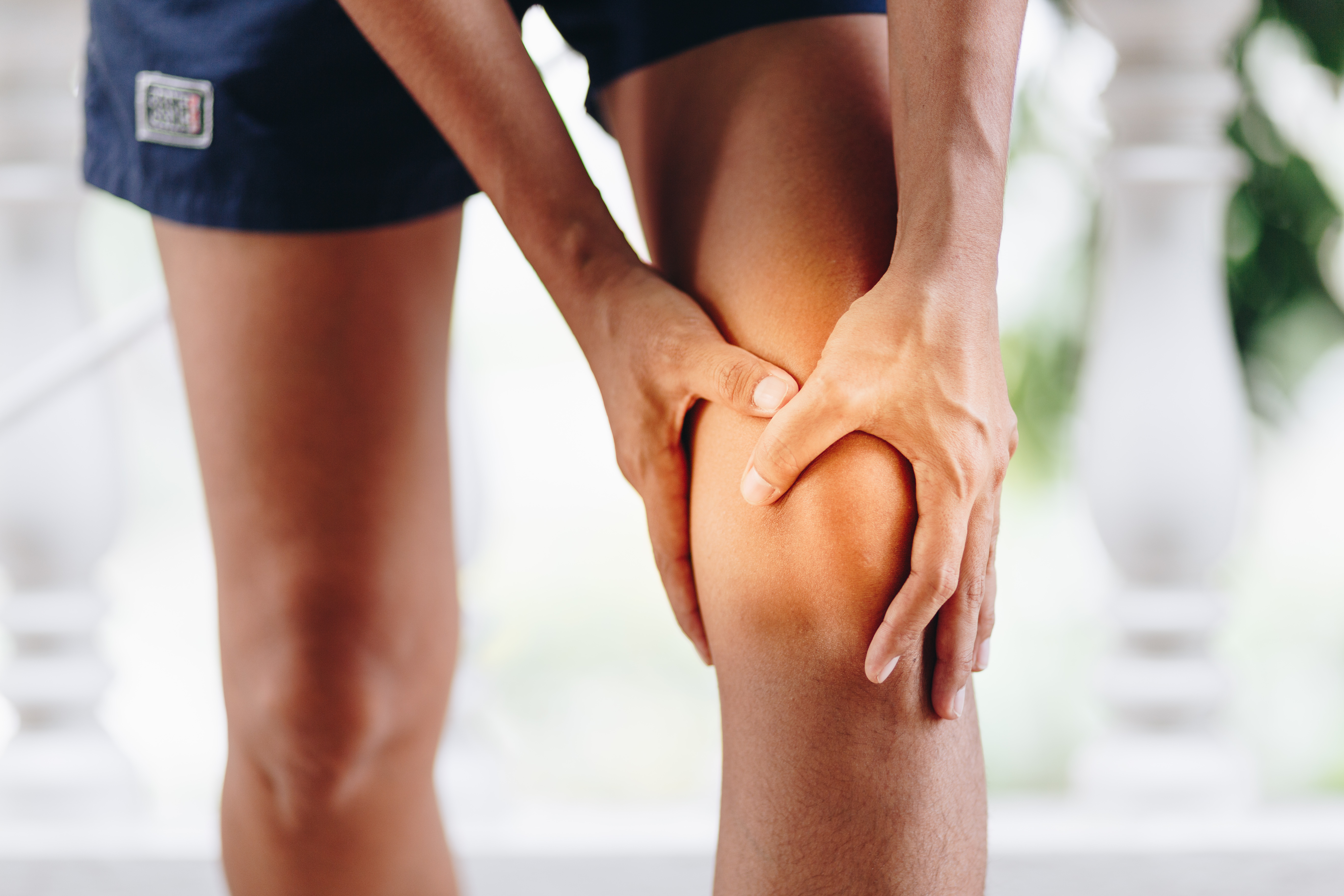 Sore knees online after running